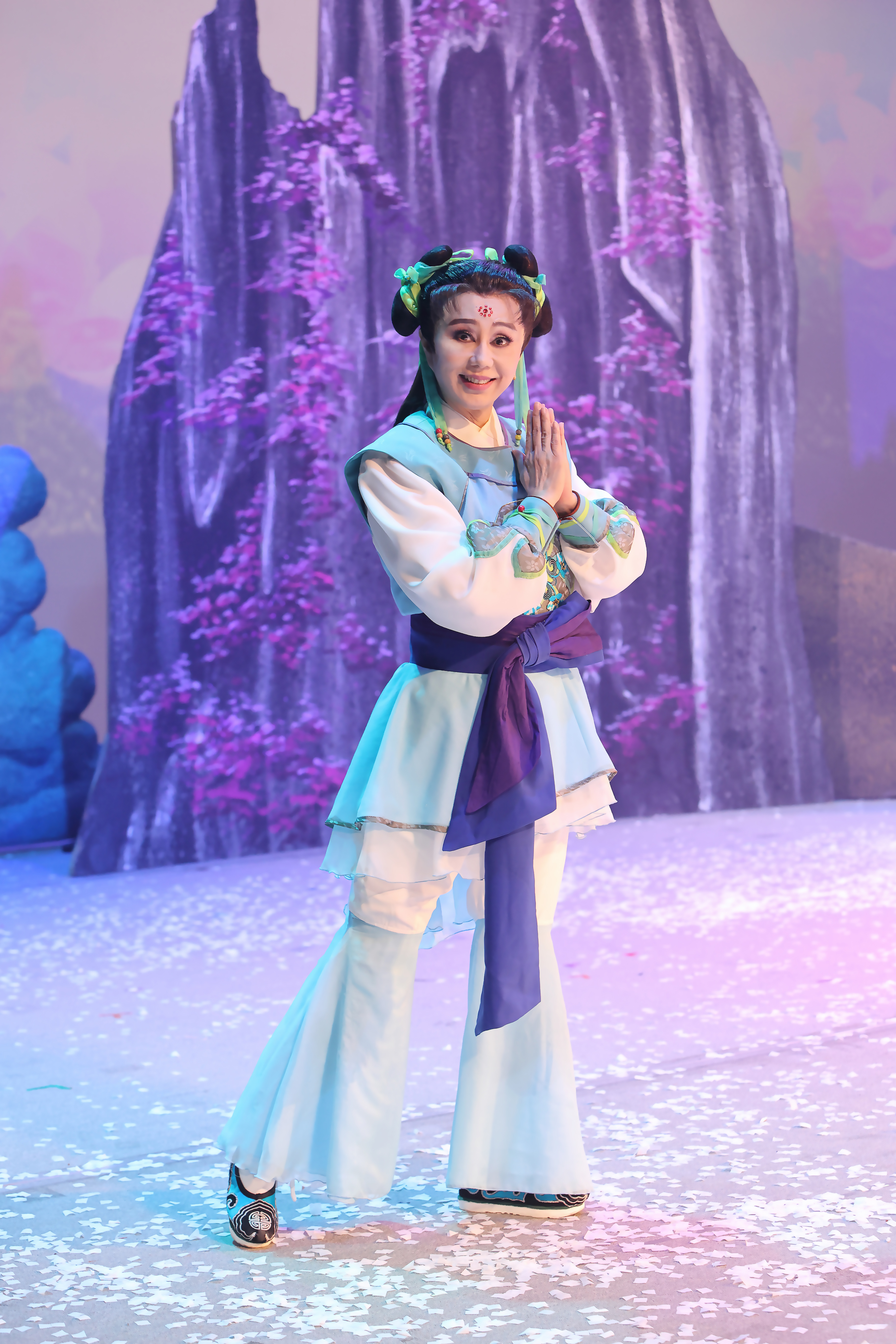 孫翠鳳飾藍采和