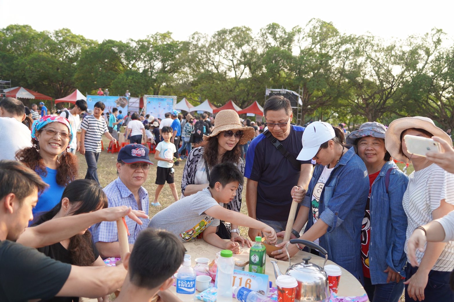 Image-全家大小共下來擂茶(5)
