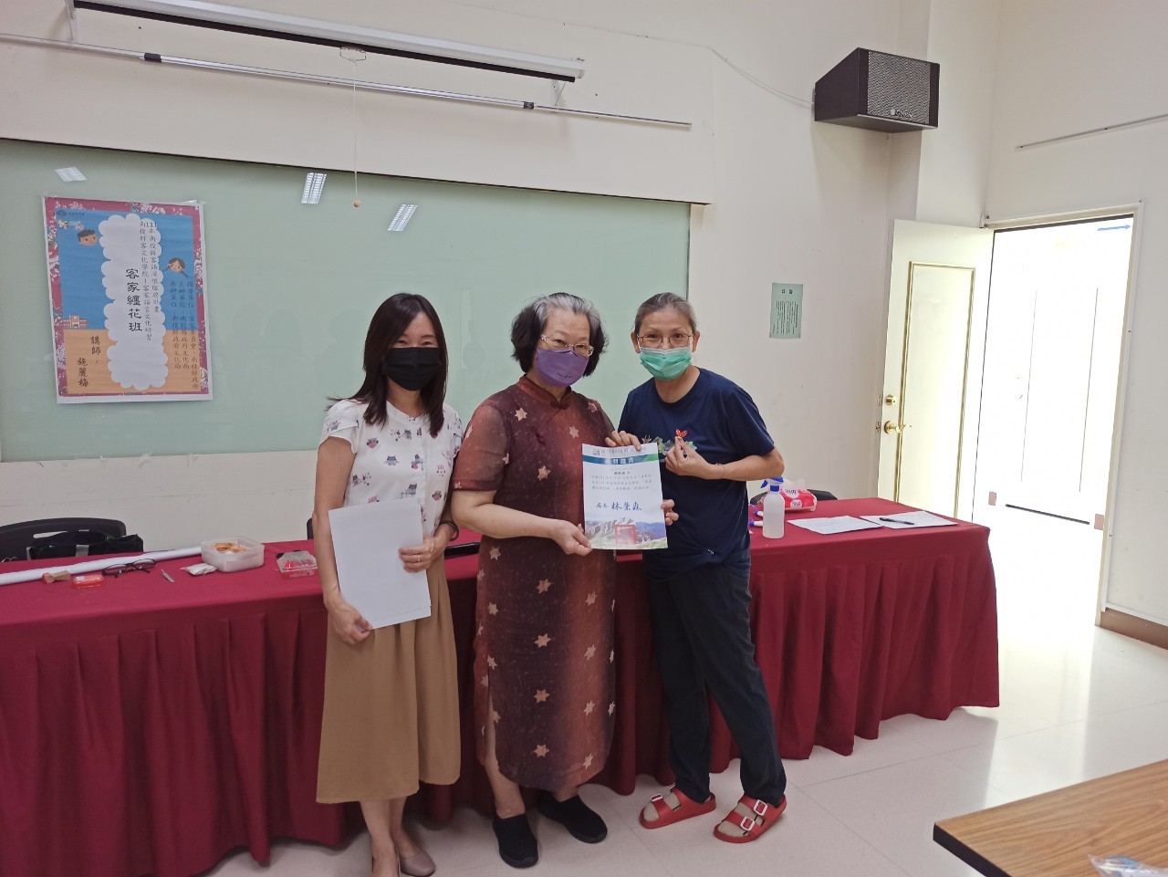 Image-LINE_ALBUM_202287客家纏花研習班結業_220810_2(2)
