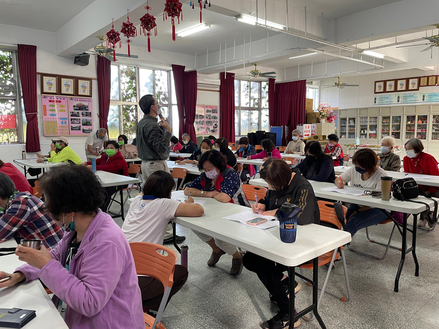 Image-LINE_ALBUM_老幼同樂長者師資培訓-慈恩（埔里）_221210_9(10)