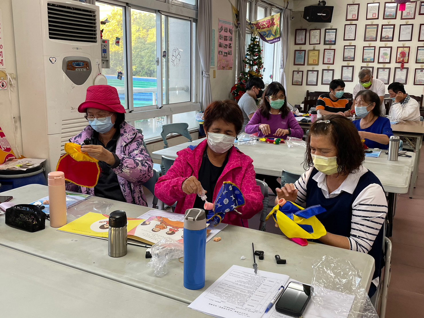 Image-LINE_ALBUM_老幼同樂長者師資培訓-草屯_221213_4(4)