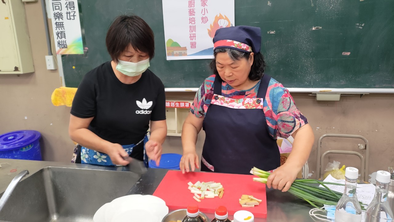 Image-LINE_ALBUM_1130422-2024客家小炒美食廚藝研習(開課日)_240423_10(5)
