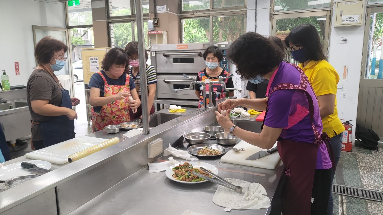 Image-LINE_ALBUM_1130527小炒培訓班結業_240528_9(4)