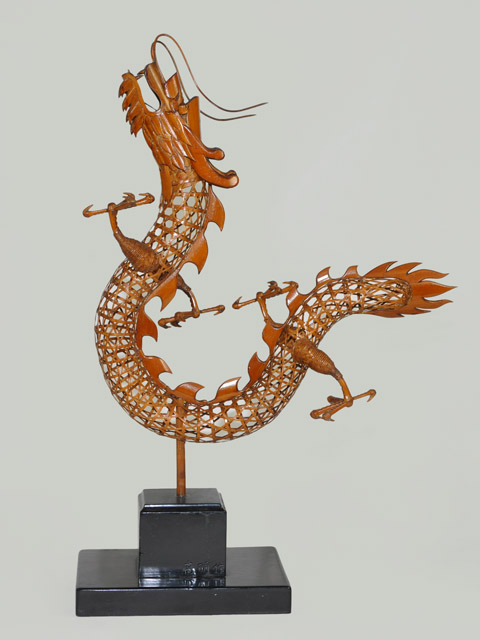 竹編龍躍