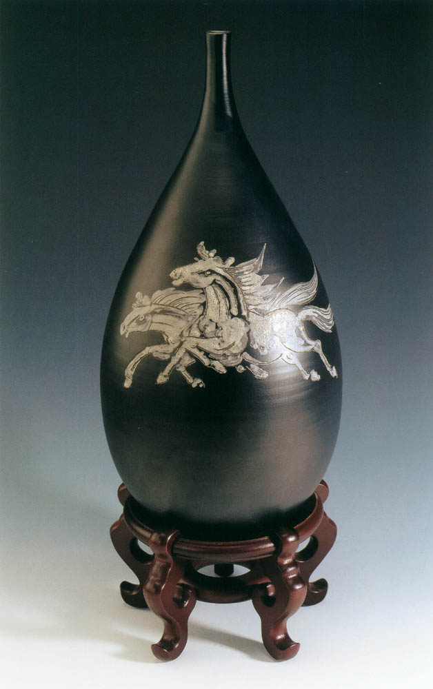 第一屆南投縣美術獎暨陶藝獎（陶藝類入選-林永裕-燻陶．馬到成功）