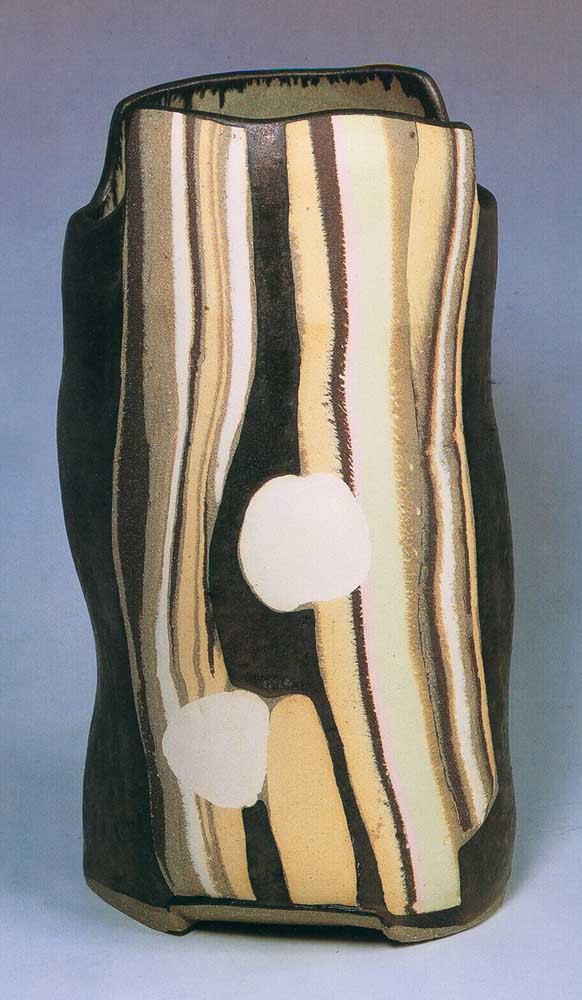 第四屆玉山美術獎作品-陶藝類入選張思明（容器#200377  )