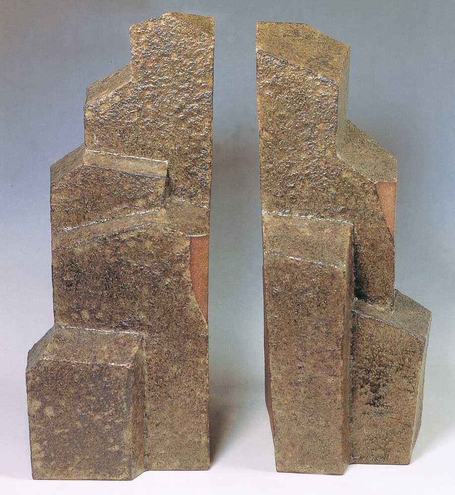 第四屆玉山美術獎作品-陶藝類入選黃吉正（線天)