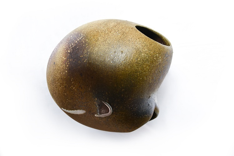12莊碩嘉《入選》‧  川嶽　44×44×50cm