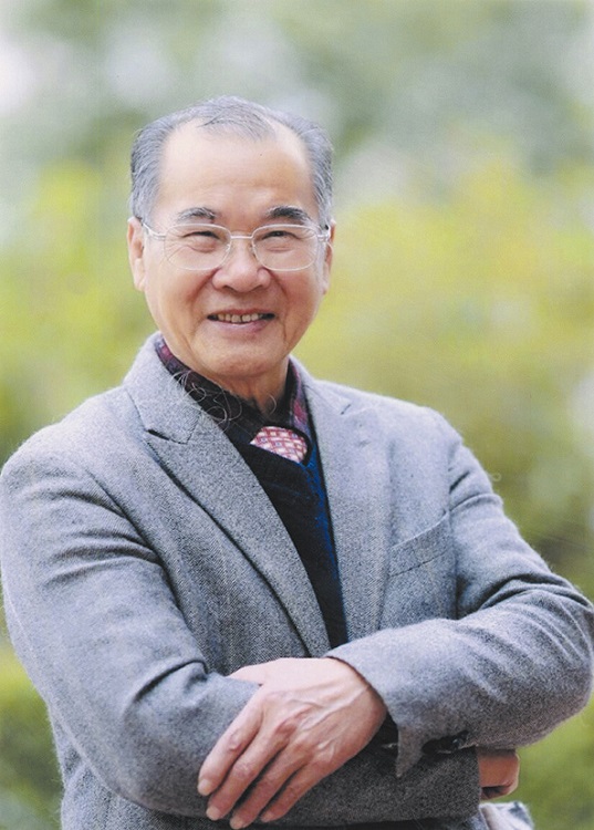 李轂摩(2008)